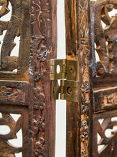 Load image into Gallery viewer, Vintage Hand Carved Teak Room Divider