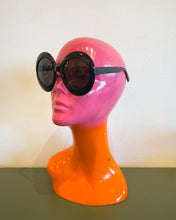 Load image into Gallery viewer, Achtung Baby Black