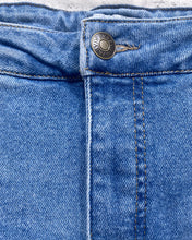 Load image into Gallery viewer, Ava & Viv Denim Shorts (20W)