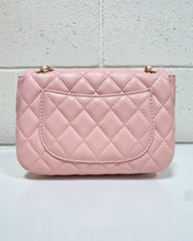 Load image into Gallery viewer, Quilted Pink Purse
