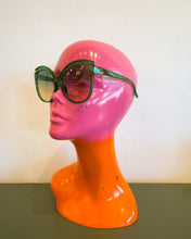 Load image into Gallery viewer, Oversized Green Sunnies