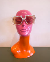 Load image into Gallery viewer, Rectangular Amber Pearl Sunnies