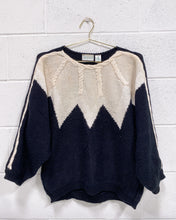Load image into Gallery viewer, Vintage Cream and Black Sweater (M)