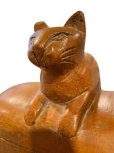 Load image into Gallery viewer, Wood Carved Cat Box