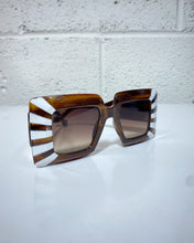 Load image into Gallery viewer, Brown Sunburst Sunnies
