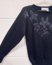 Load image into Gallery viewer, Vintage Black Holiday Sweater (S)