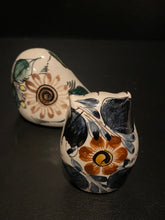 Load image into Gallery viewer, Pair of Hand painted Mexican Owls