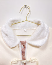 Load image into Gallery viewer, Lightweight Cream Jacket with Toggle Buttons (4)