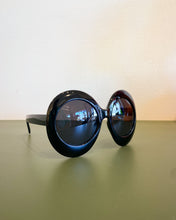 Load image into Gallery viewer, Achtung Baby Black