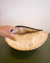 Load image into Gallery viewer, Woven Clutch