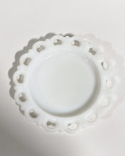 Load image into Gallery viewer, Vintage Anchor Hocking Milk Glass Plate/Catchall