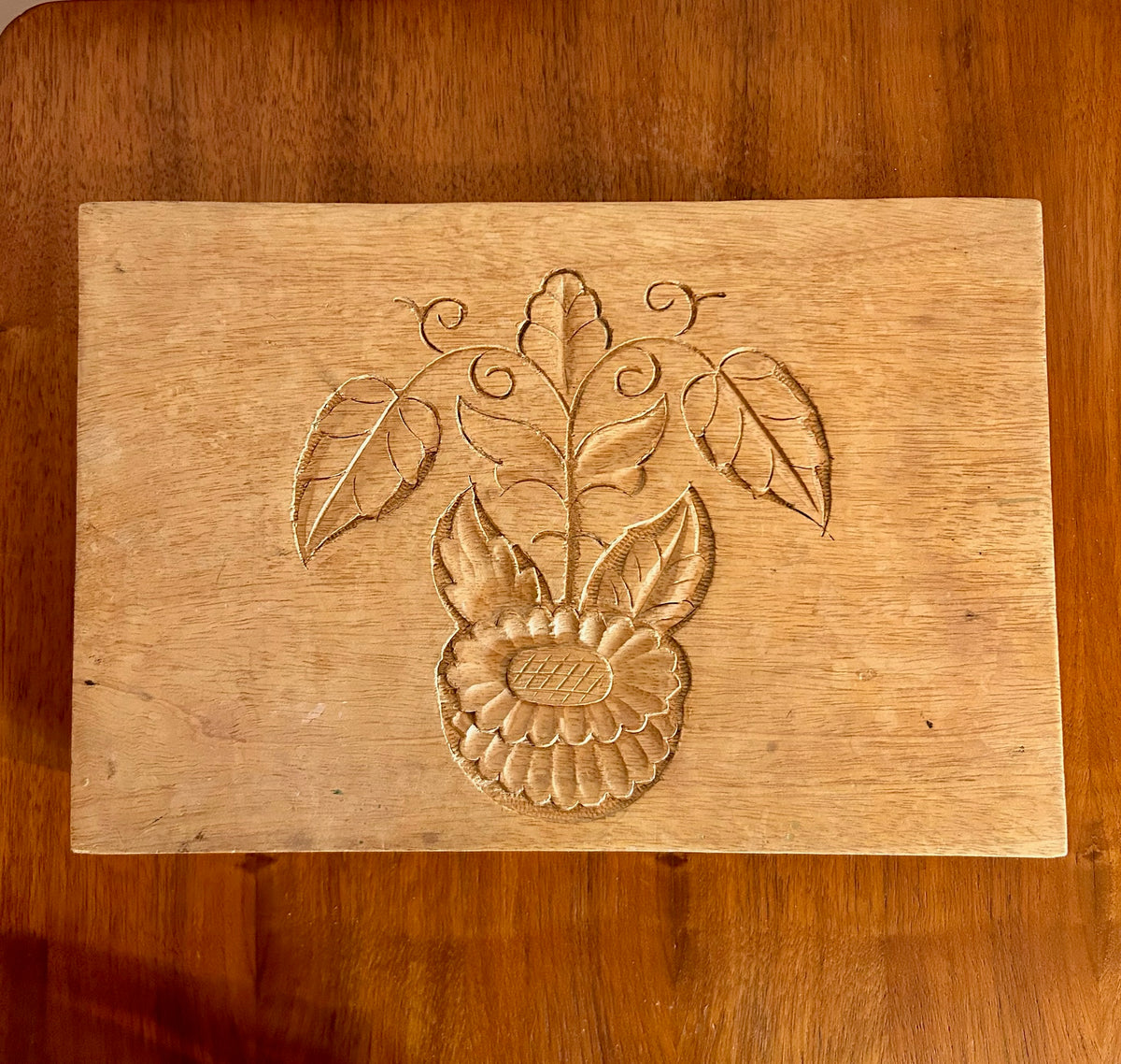 Handcarved Flower Wooden Jewelry Box – Sunbeam Vintage