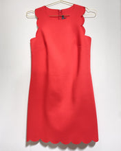 Load image into Gallery viewer, J. Crew Coral Scalloped Shift Dress (0)