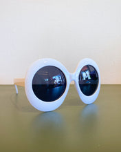 Load image into Gallery viewer, Achtung baby White