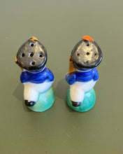 Load image into Gallery viewer, Vintage Toy Soldiers Salt and Pepper Shakers - Made in Japan