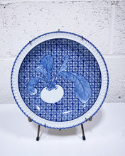 Load image into Gallery viewer, Nabeshima Porcelain Plate with Radish