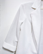 Load image into Gallery viewer, Vintage White Textured Open Blazer