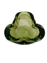 Load image into Gallery viewer, 1960s Peridot Green Murano Catchall