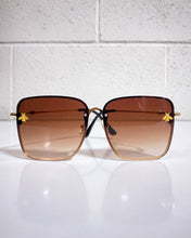 Load image into Gallery viewer, Brown Sunnies with Bee Detail š