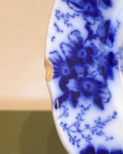 Load image into Gallery viewer, Vintage Johnson Bros Peach Royal Plate