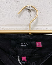 Load image into Gallery viewer, Torrid Black Denim Pants (22 S)