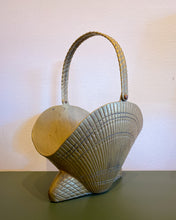 Load image into Gallery viewer, Vintage Brass Seashell Basket Planter