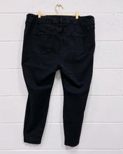 Load image into Gallery viewer, Torrid Black Denim Pants (22 S)