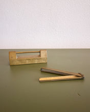 Load image into Gallery viewer, Antique Chinese Brass Padlock