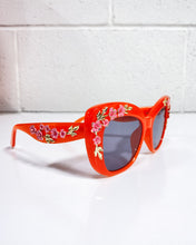 Load image into Gallery viewer, Orange Cat Eye Sunnies with Floral Detail