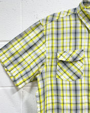 Load image into Gallery viewer, Zoo York Yellow Plaid Button Up (XL)
