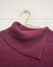 Load image into Gallery viewer, Berry Colored Sweater (S)