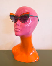 Load image into Gallery viewer, Green and Orange Cat Eye Sunnies