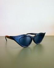 Load image into Gallery viewer, Black Cat Eye Sunnies