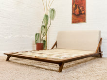 Load image into Gallery viewer, Brooklyn Queen Size Bed
