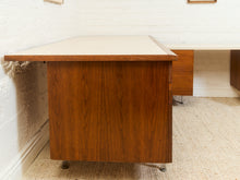 Load image into Gallery viewer, Knoll Associates Executive Desk