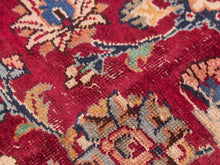 Load image into Gallery viewer, Vintage Handloomed Persian Rug