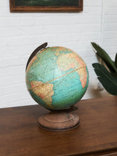 Load image into Gallery viewer, 1930s 10” Globe