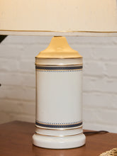 Load image into Gallery viewer, Vintage 1940’s Classic Lamp