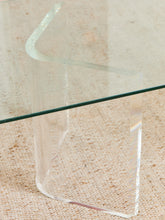 Load image into Gallery viewer, Post Modern Mid Century Lucite Coffee Table