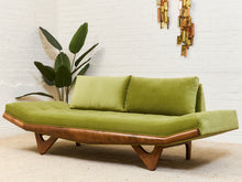 Load image into Gallery viewer, Gondola Sofa in Green