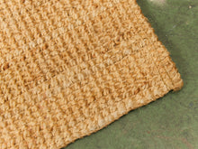 Load image into Gallery viewer, Jute Rug