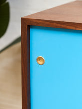 Load image into Gallery viewer, Aria Shelf with Scandi Base