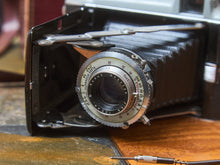 Load image into Gallery viewer, Kodak Tourist Camera And Kit