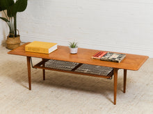 Load image into Gallery viewer, Danish Modern Teak Coffee Table
