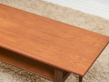 Load image into Gallery viewer, Teak Vintage Cocktail Coffee Table
