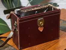 Load image into Gallery viewer, Kodak Tourist Camera And Kit