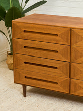Load image into Gallery viewer, American of Martinsville 12 drawer Dresser