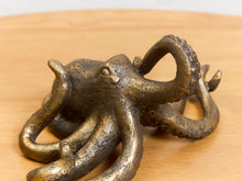 Load image into Gallery viewer, Small Octopus Sculpture