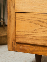 Load image into Gallery viewer, 6 Drawer Oak Vintage Dresser