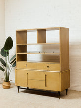 Load image into Gallery viewer, 1960’s New England Mason Hutch Bar